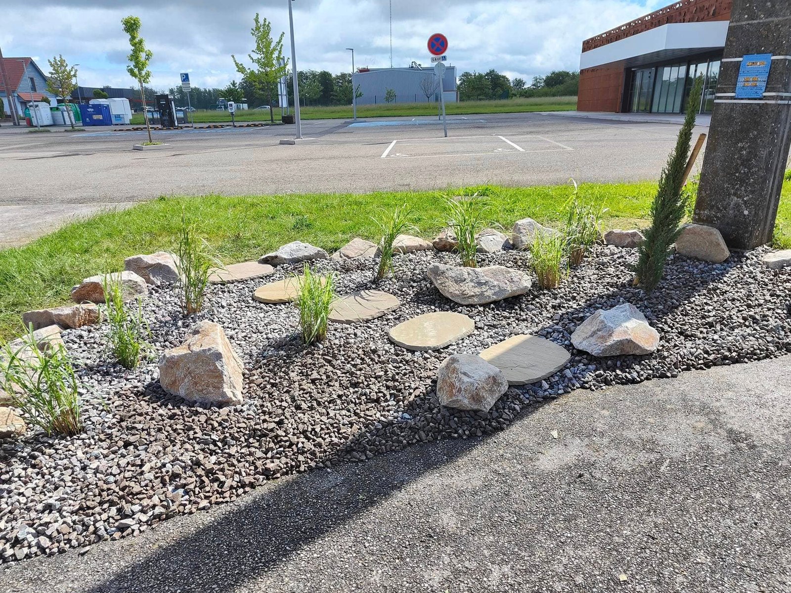 Jardins Secrets : création massif à Montbronn